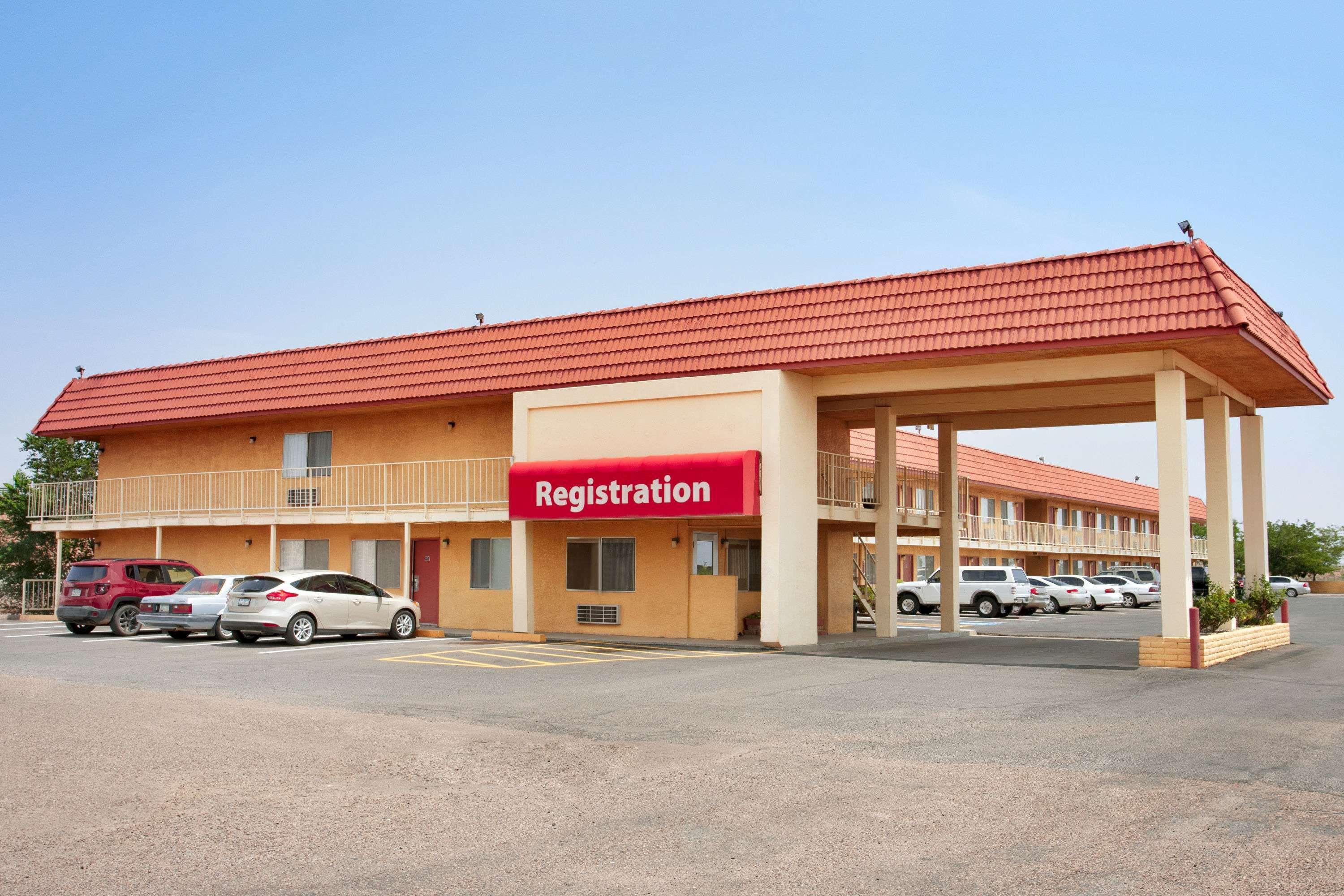 Clarion Pointe Winslow I-40 Exteriör bild